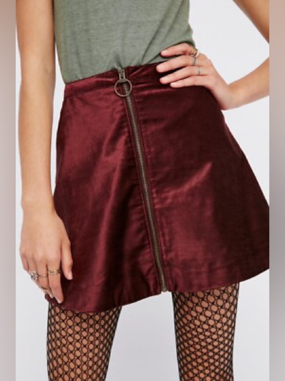 Free People One and Only Mini Skirt Soft Crushed Velvet in Burgundy Size US 4